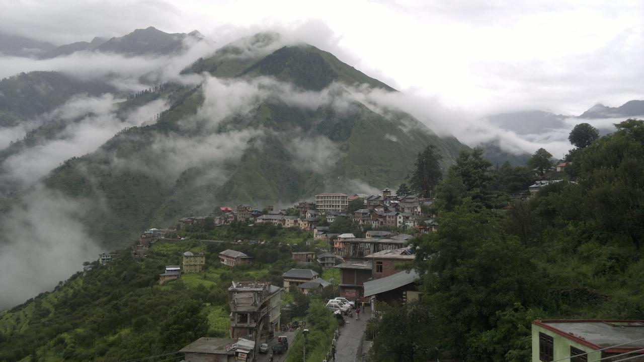 Hotel Bharmour View Brāhmaur Exterior foto